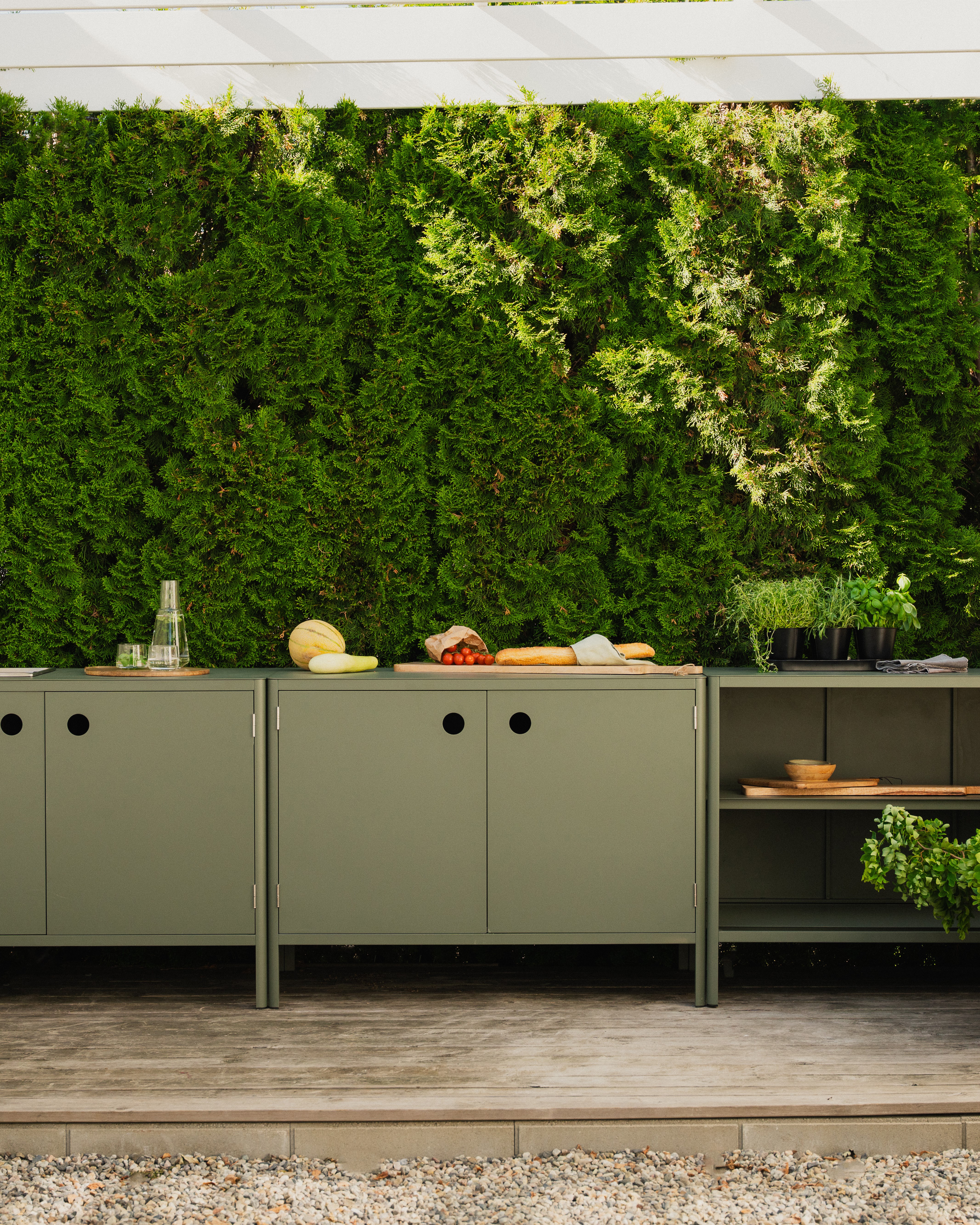 Kelia utekjøkkenmed dører