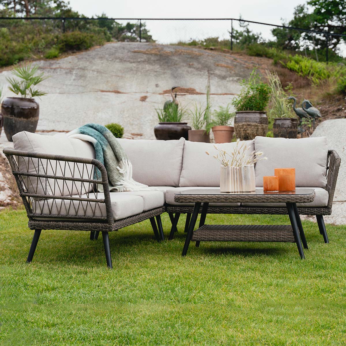 Hjørnesofa Linnea naturfarget kunstrotting