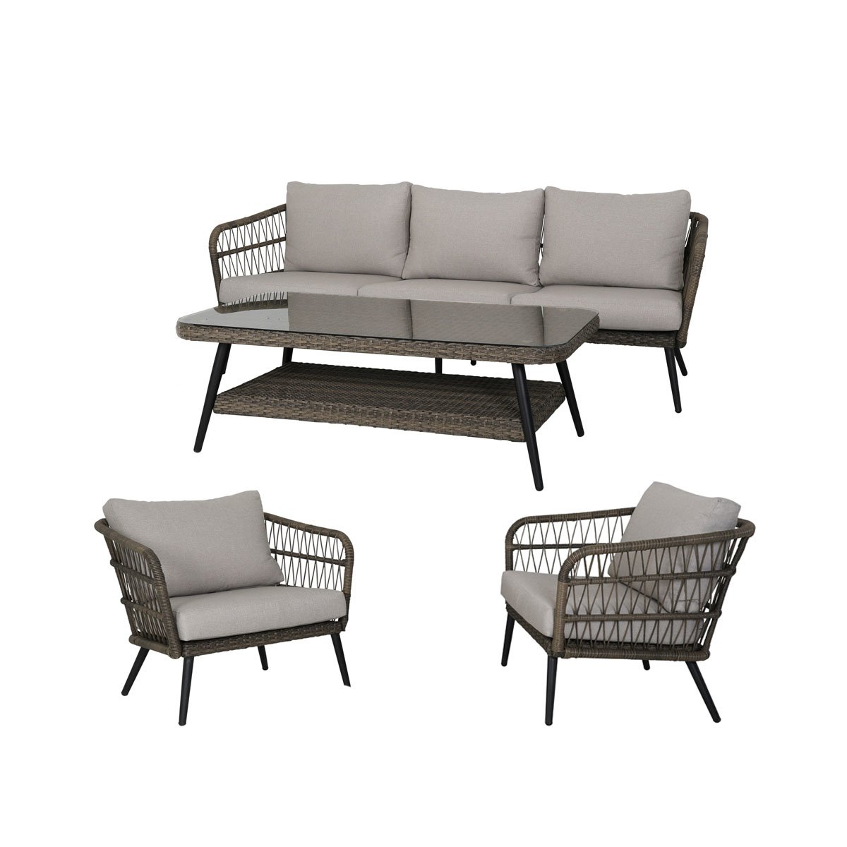 Nydelig sofagruppe i naturfarget kunstrotting. fletten på kunstrottingen og de lyse putene gir et romantisk, stramt utrykk