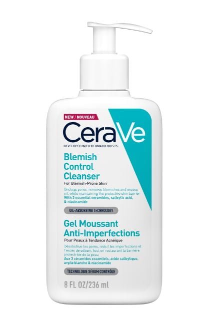 Bilde av en pumpeflaske med CeraVe Blemish Control Cleanser . Flasken er hvit og lyseblå.