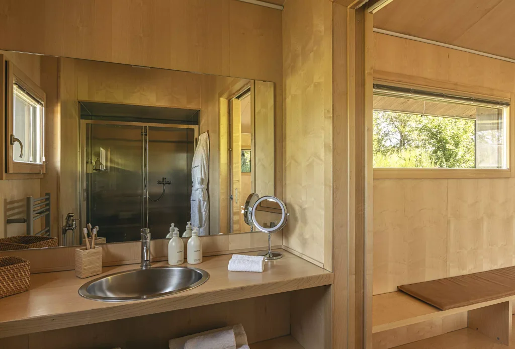 Double Lodge