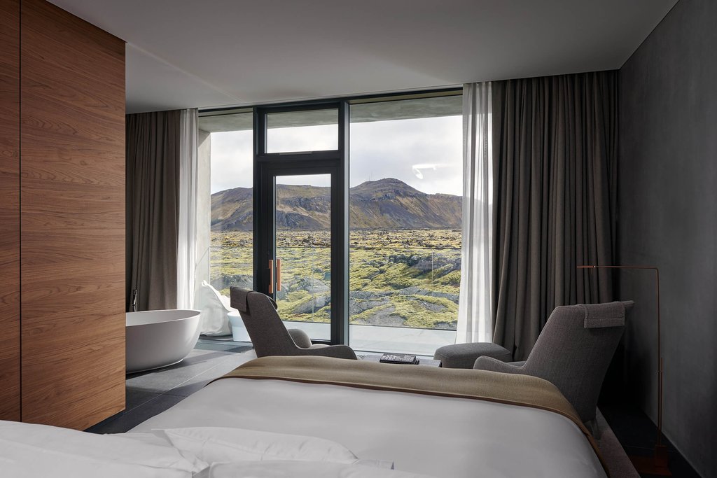 Lava Junior Suite King