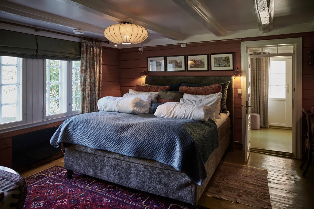 Grandfather Suite