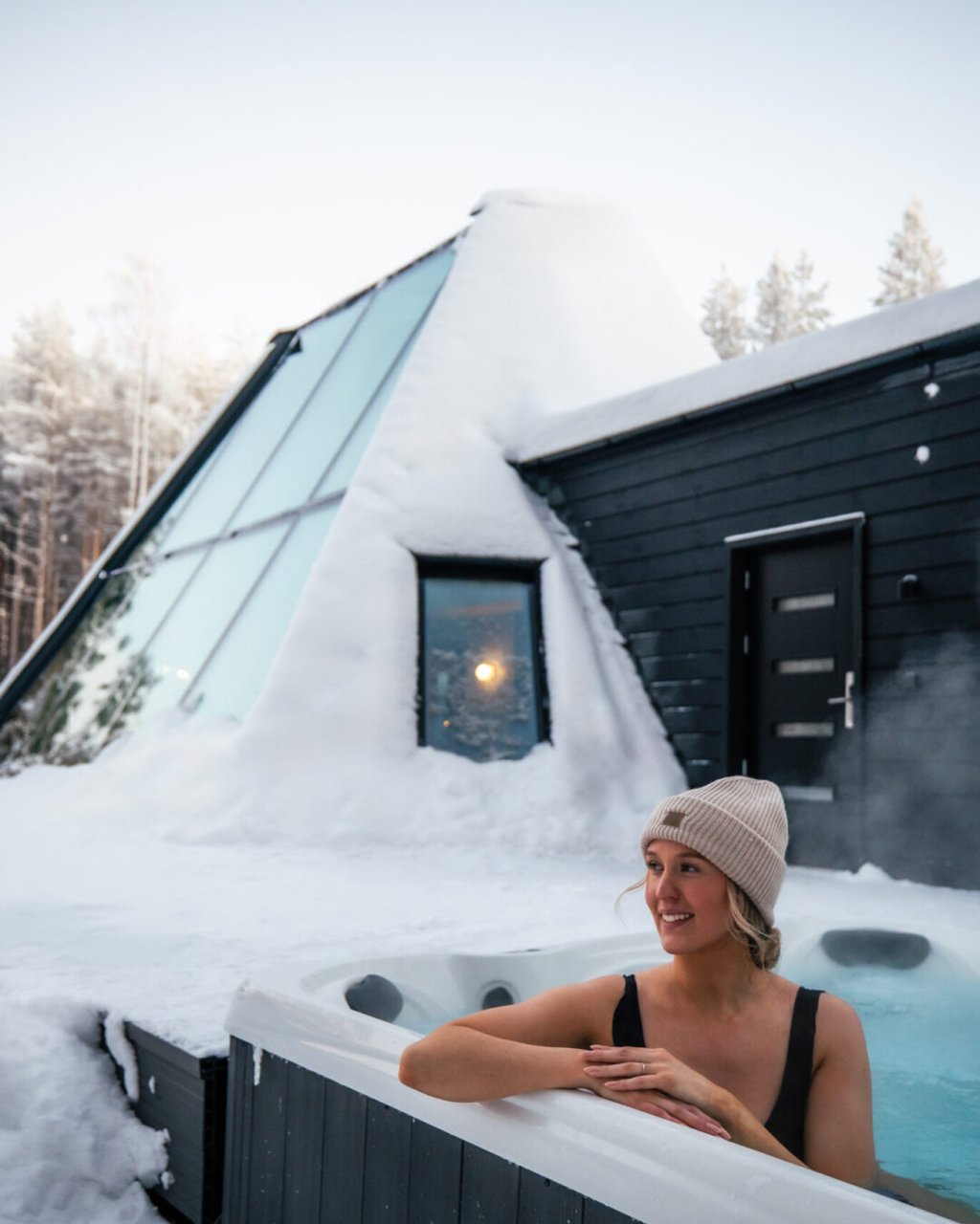Deluxe Glass Apartment