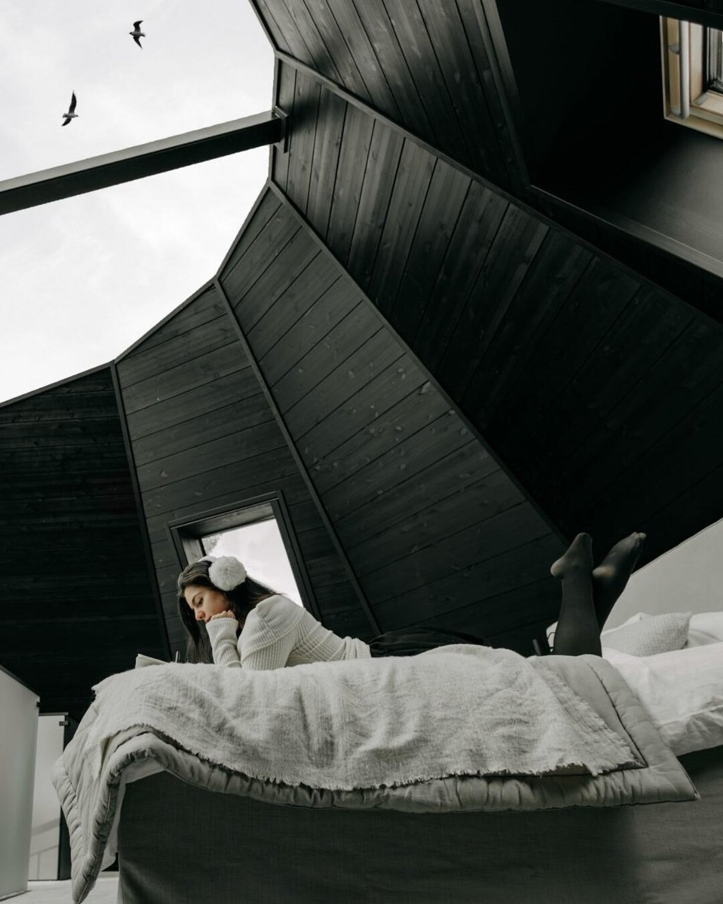 Deluxe Glass Apartment