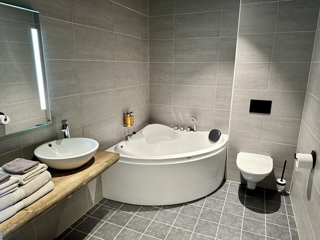 Superior Double Room with Window Seat