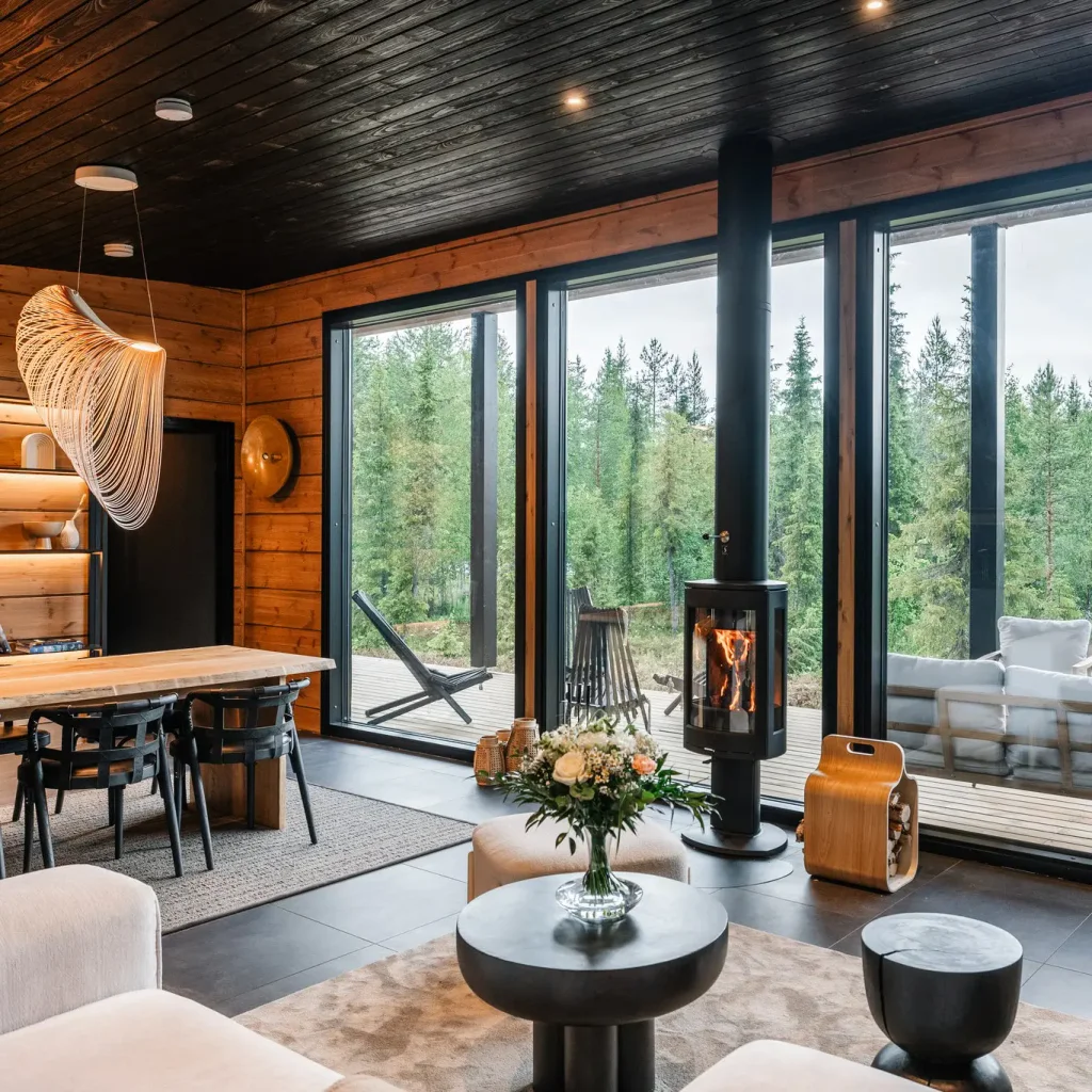 Hidden Arctic Cloud Villa