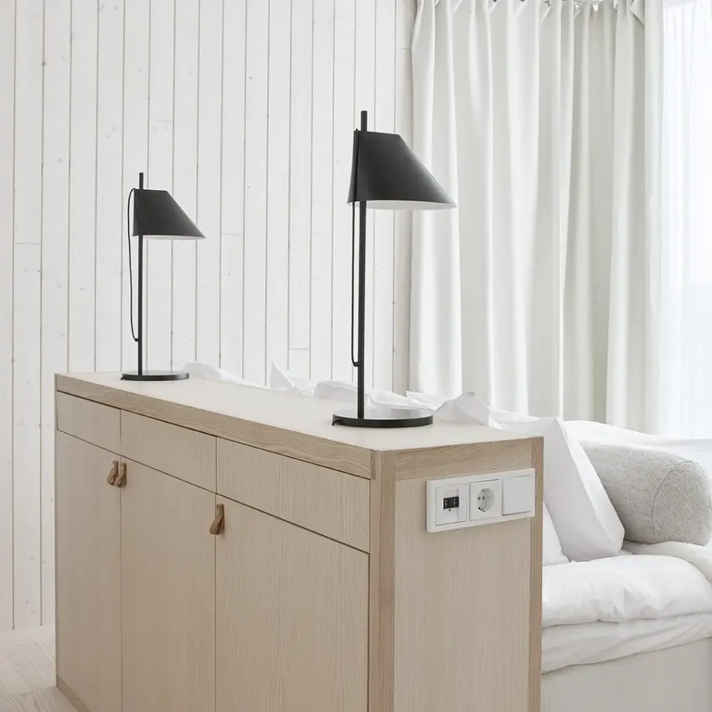 ArcticScene Executive Suite