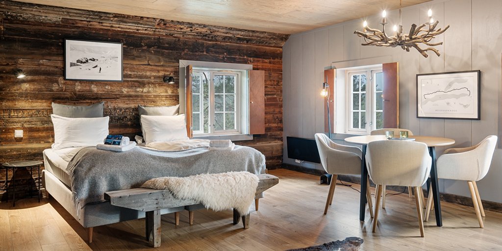 Besseggen Suite