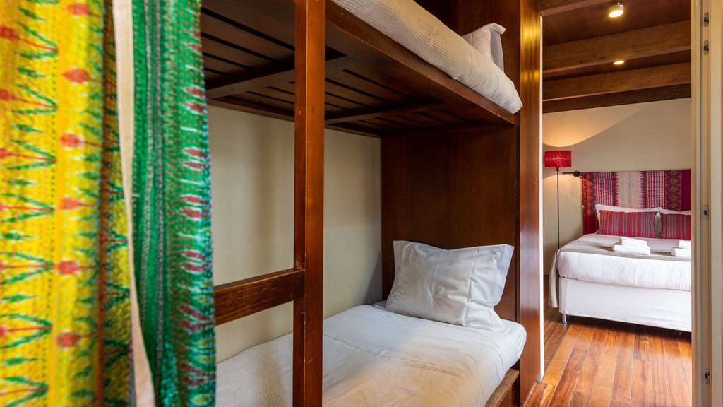 Lodge T2