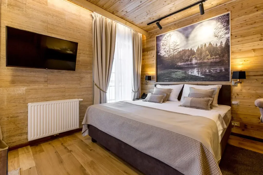 Lodge Vir & Lodge Burget