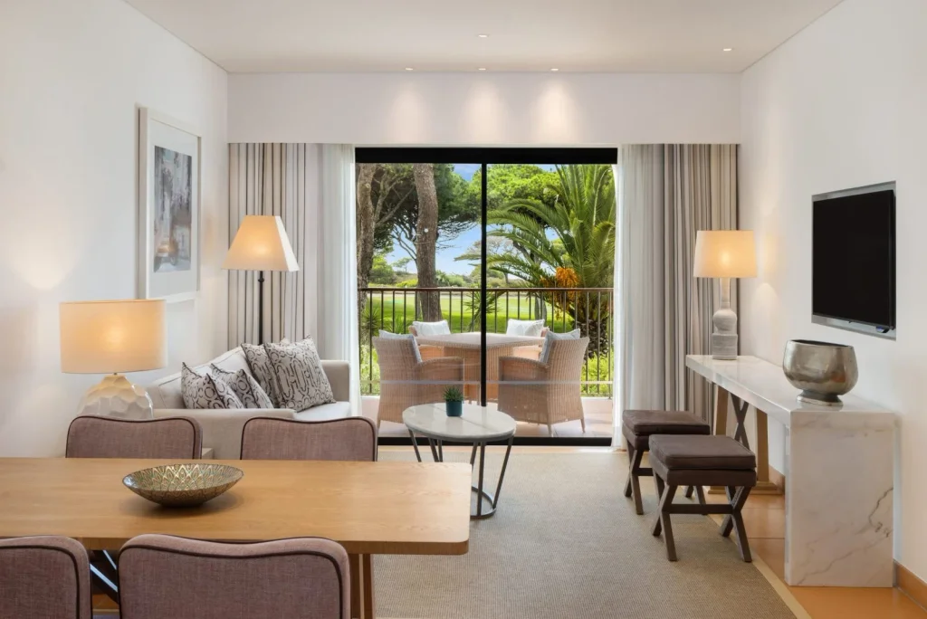 Pine Cliffs Hotel Classic Room