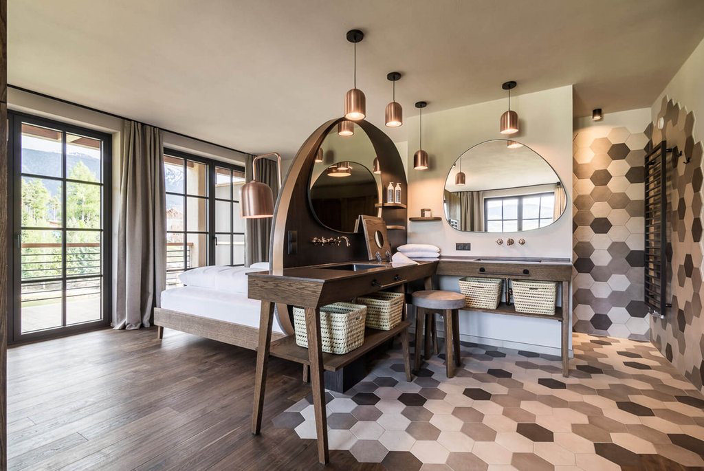 Harmony Junior Suite
