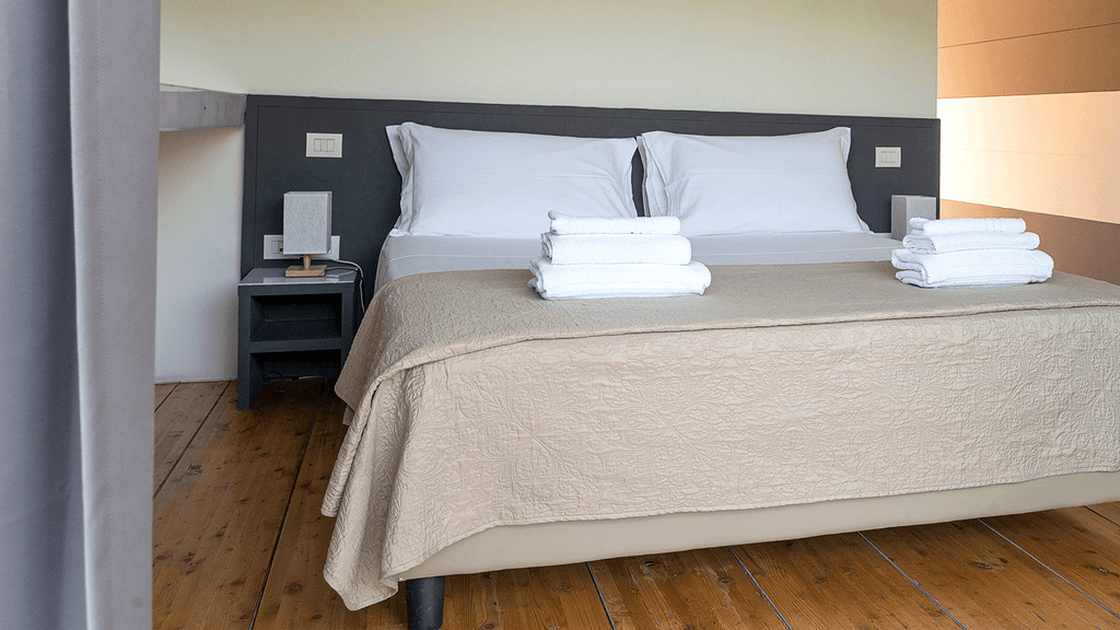 Exclusive Lodge