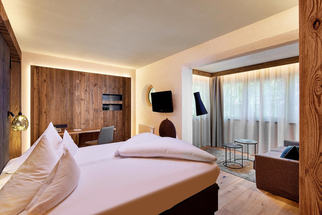 Double rooms & single rooms