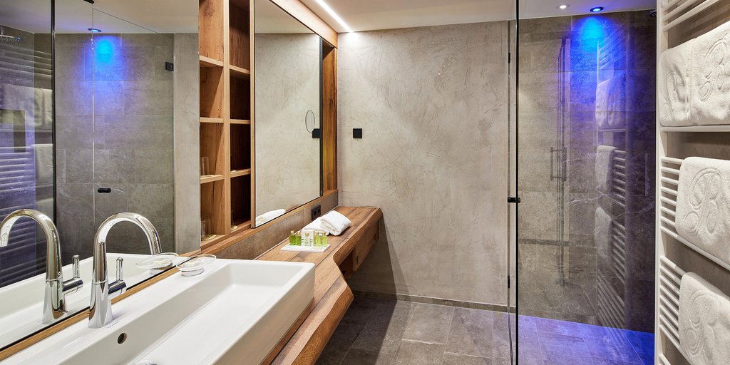 Family rooms & combo rooms (Apartments)