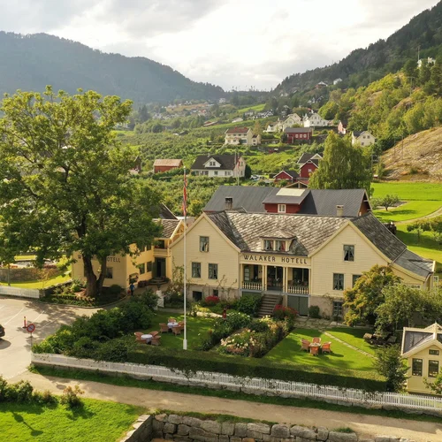 Walaker Hotel