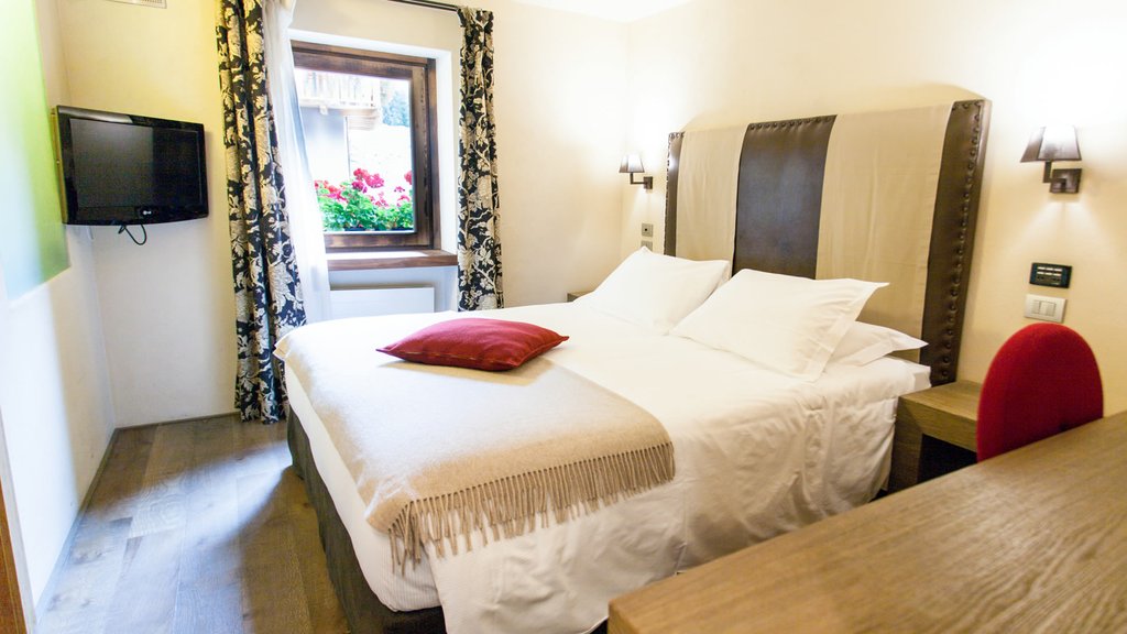 Deluxe King Suite