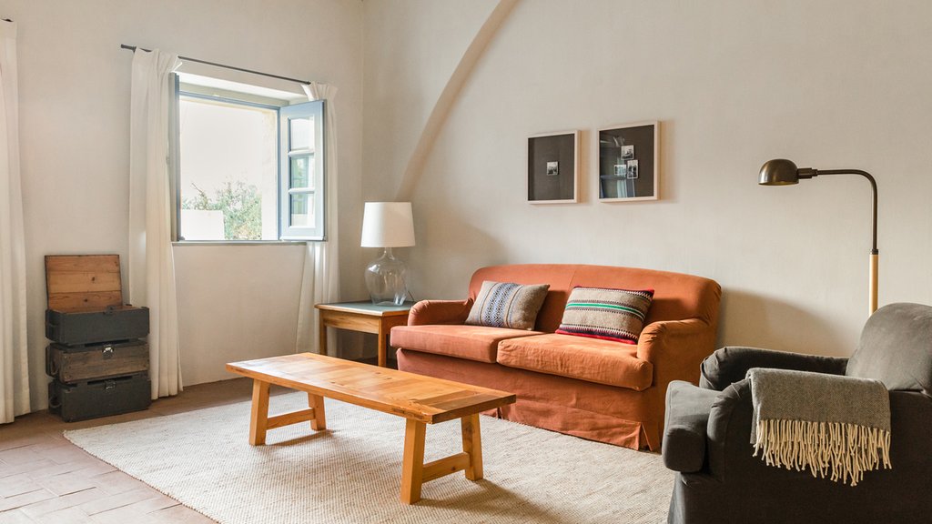 Barn Cottages 2BR