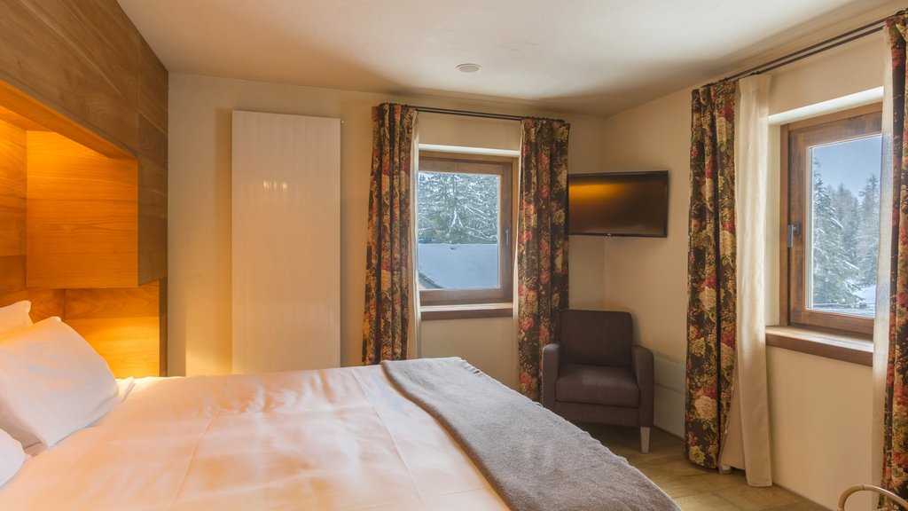 Deluxe King Suite