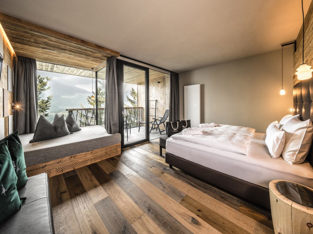 Hangout Suite