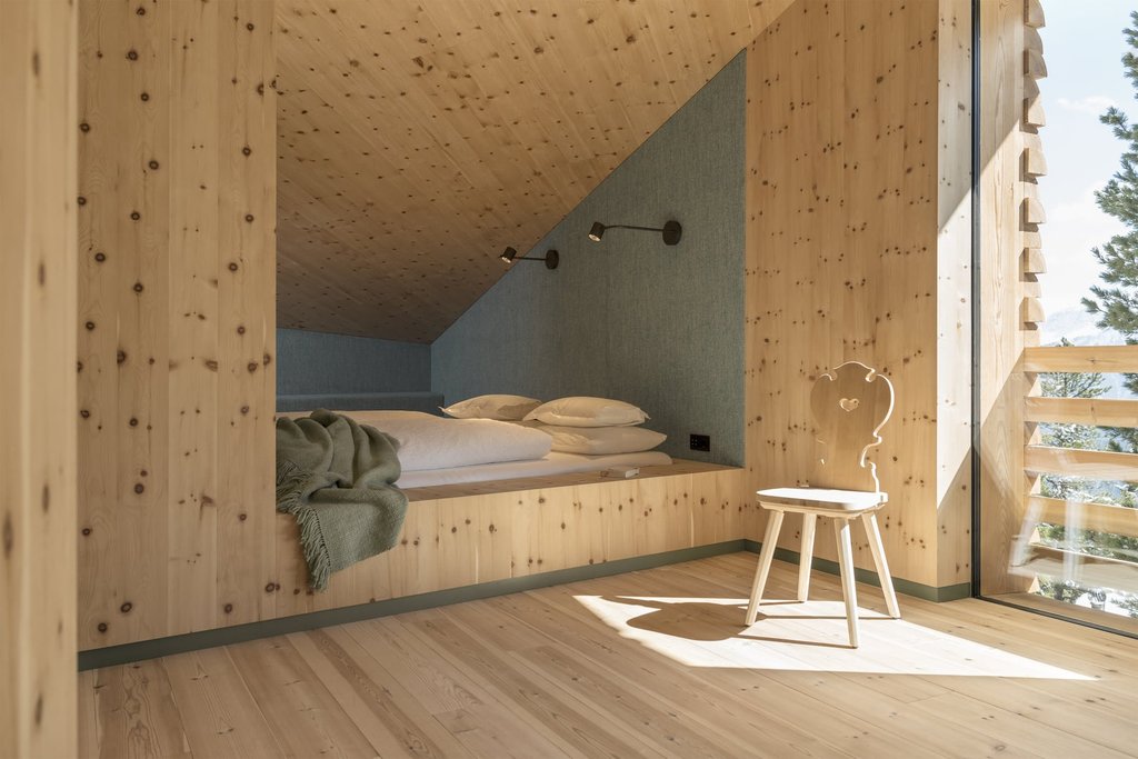 Lodge 2