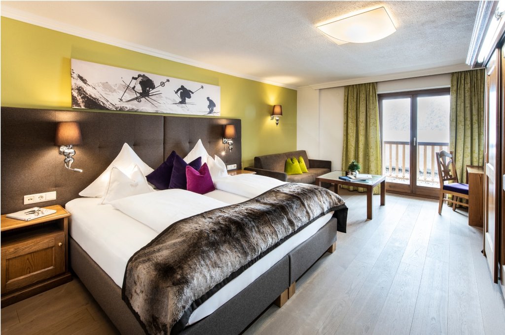 Single Room Silver
