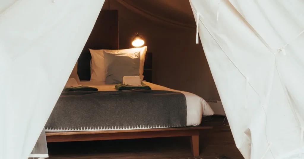 Tendas para uma experiência Glamping