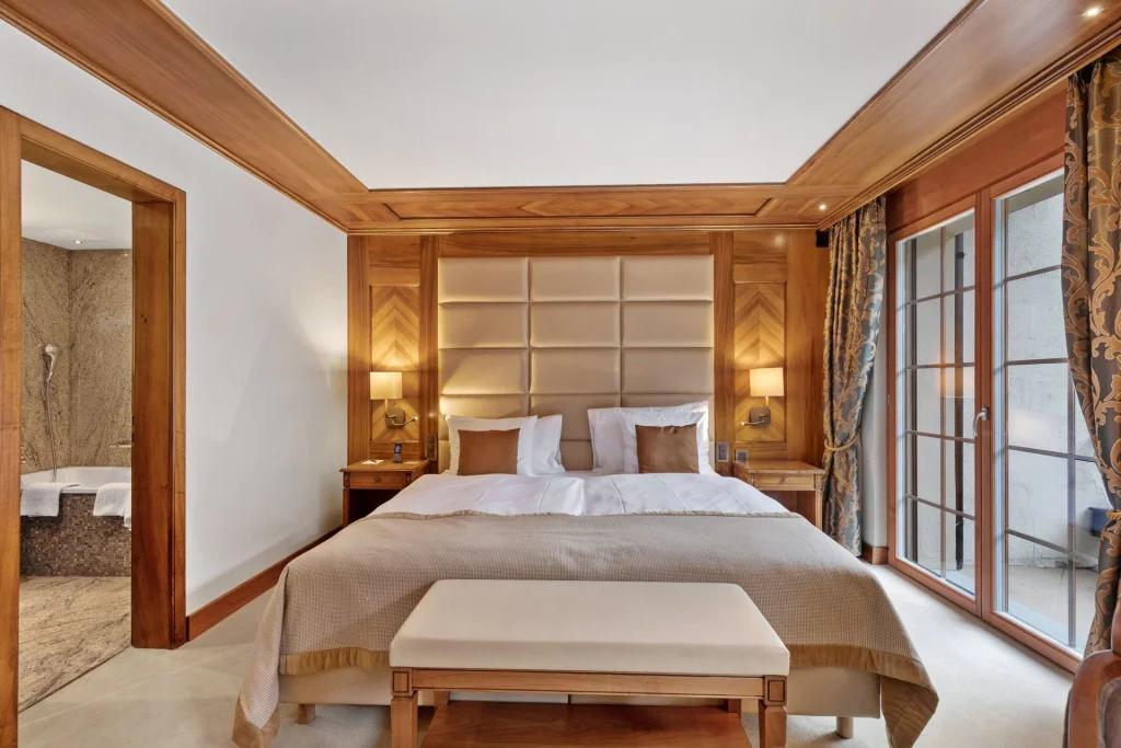 Doppelzimmer (Double Room)
