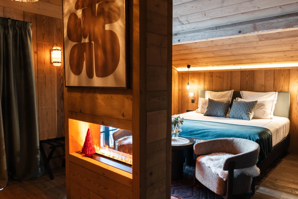 Rooms & Suites
