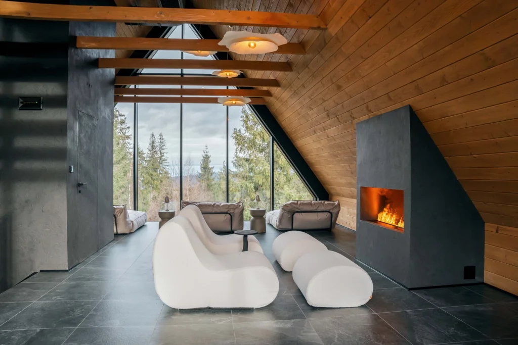 Economy room with a view of a forest (no. 12)