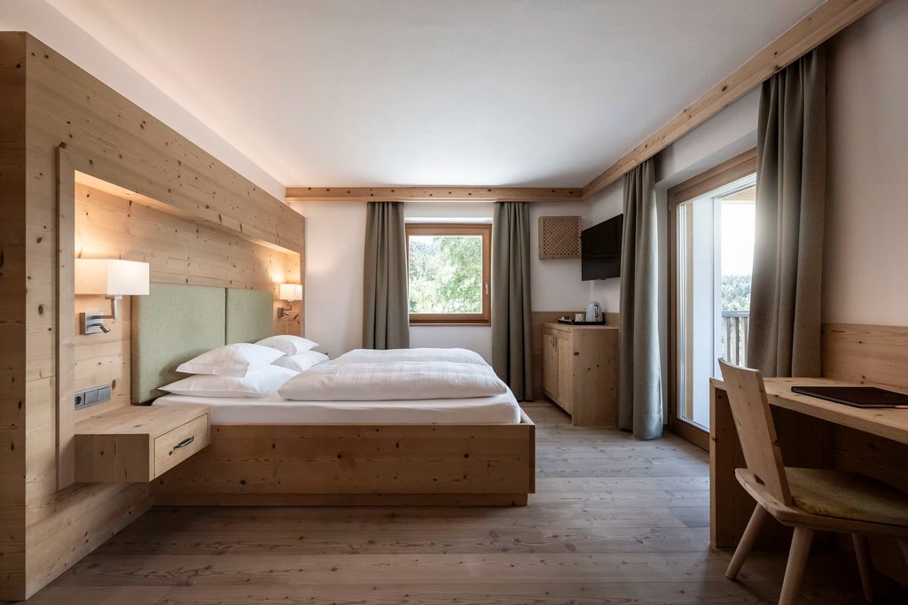 Double room / Family room Mountain view with balcony