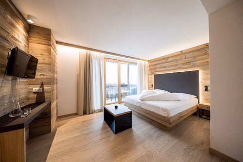 Wellness Suite with Outdoor-Jacuzzi