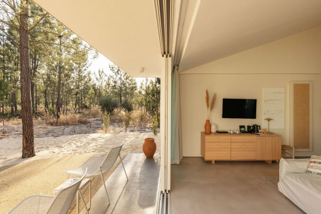 Deluxe Suite with Outdoor Patio