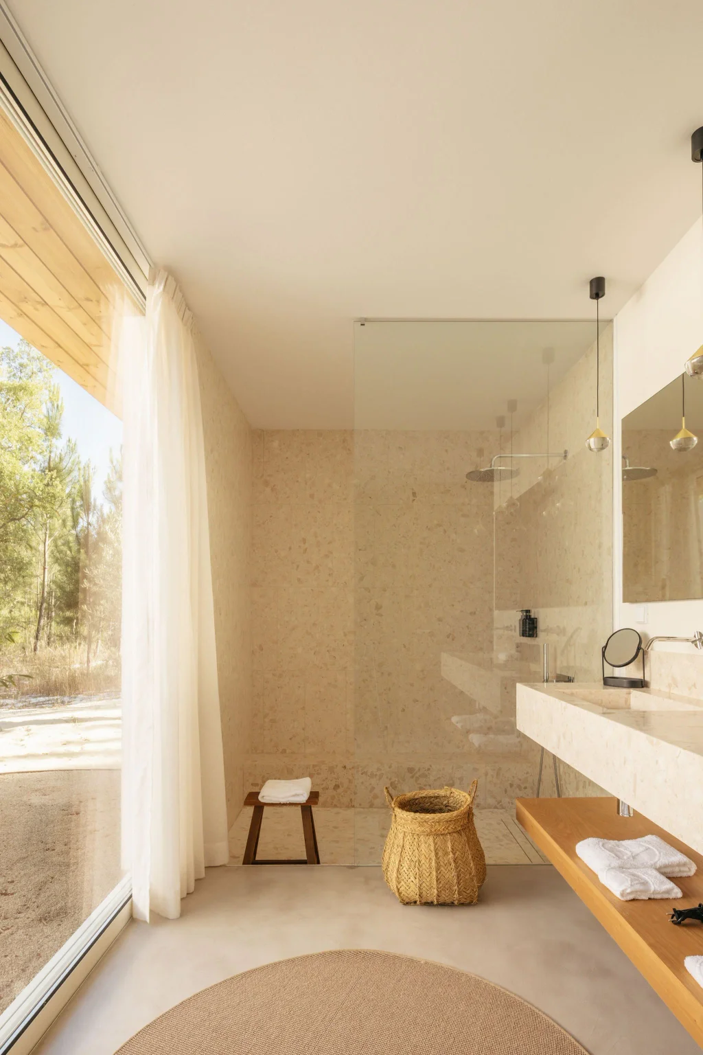 Deluxe Suite with Outdoor Patio