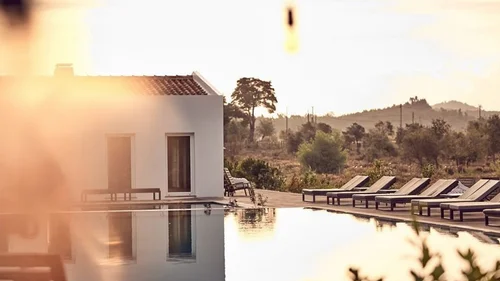 Craveiral Farmhouse
