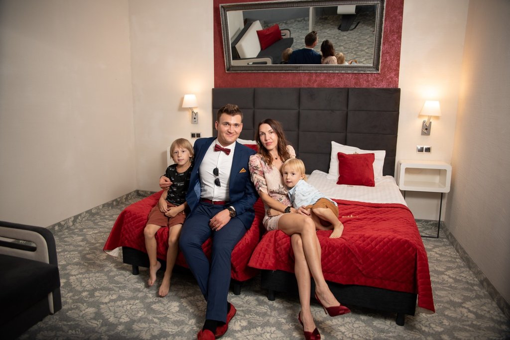 Double Room Economy