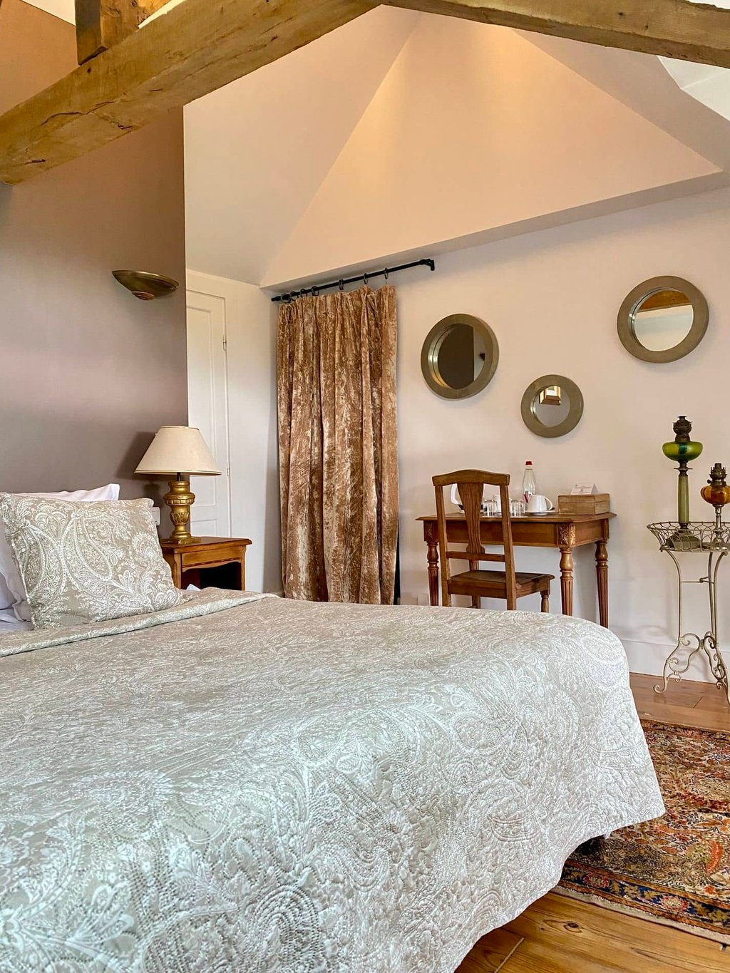 Prestige Room