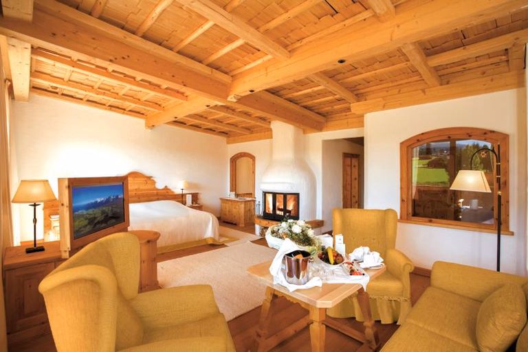 Luxury Suite by the sheep meadow