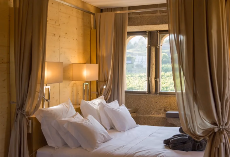 Castanea Room