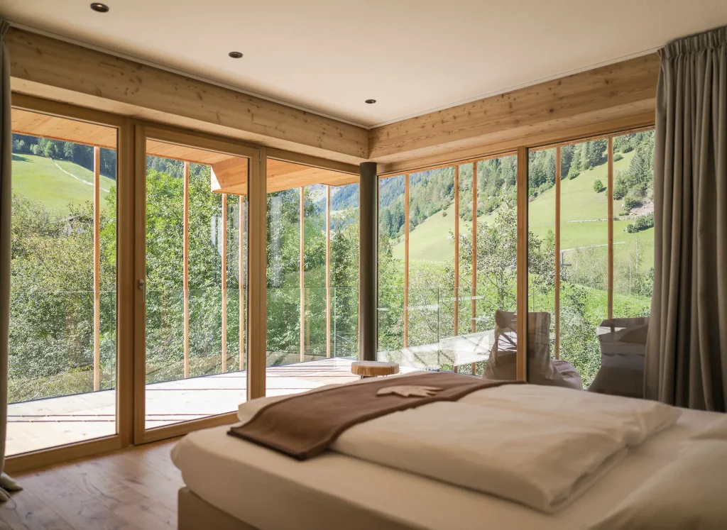 Superior Zirbe Luxury Forest
