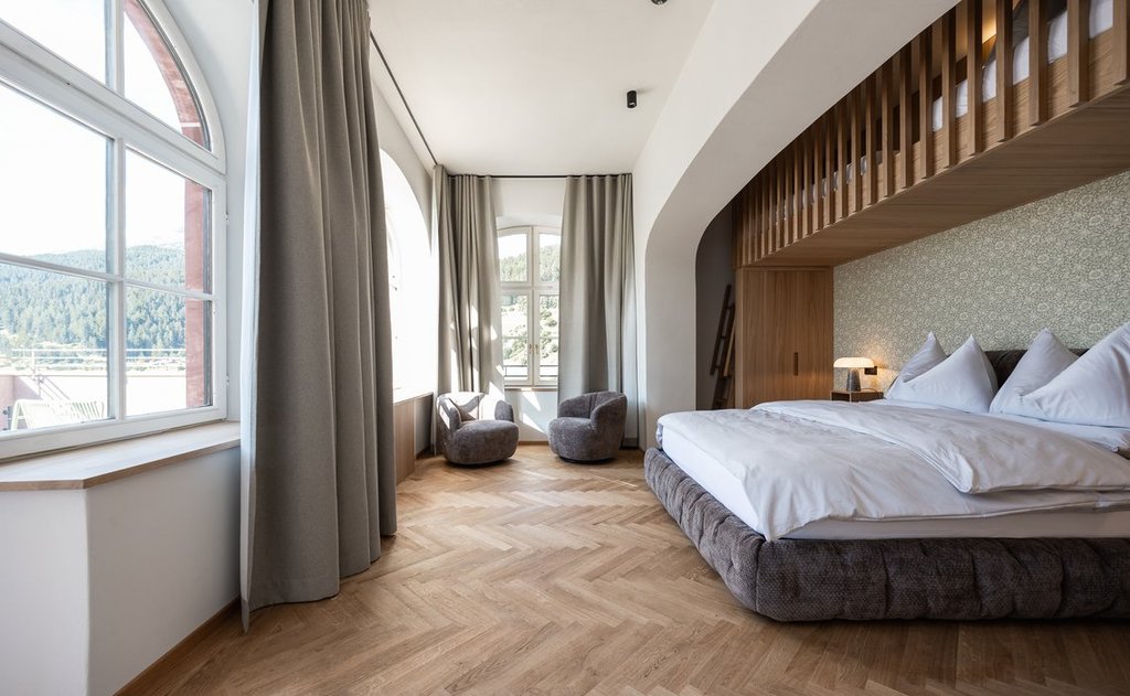 Panoramic Spa Suite