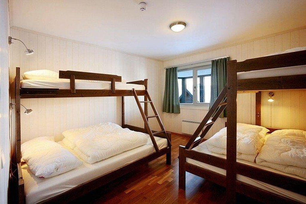 Deluxe Room Petite