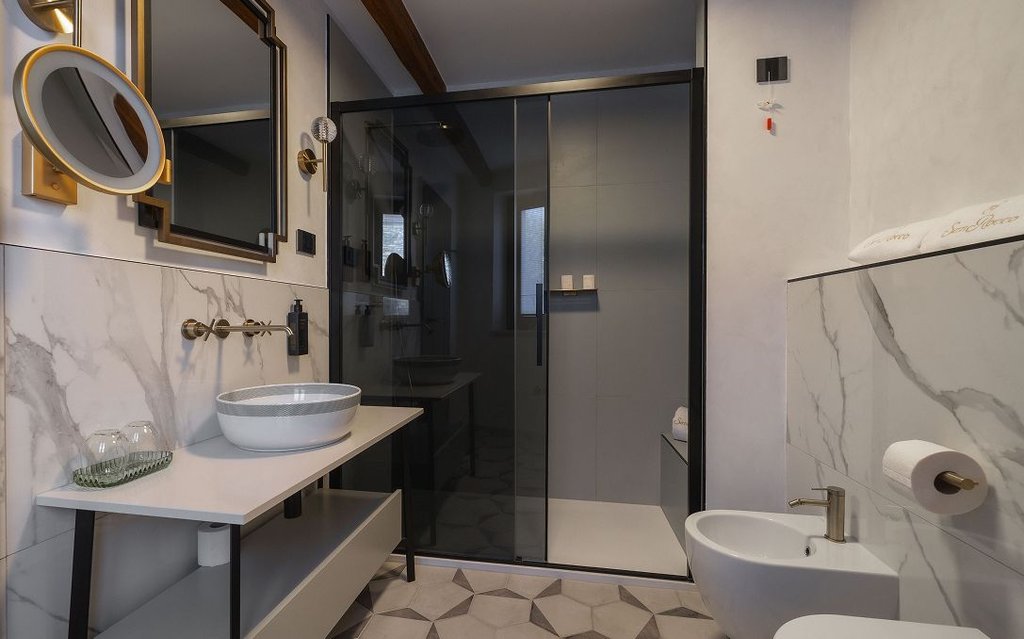 Tradition Suite