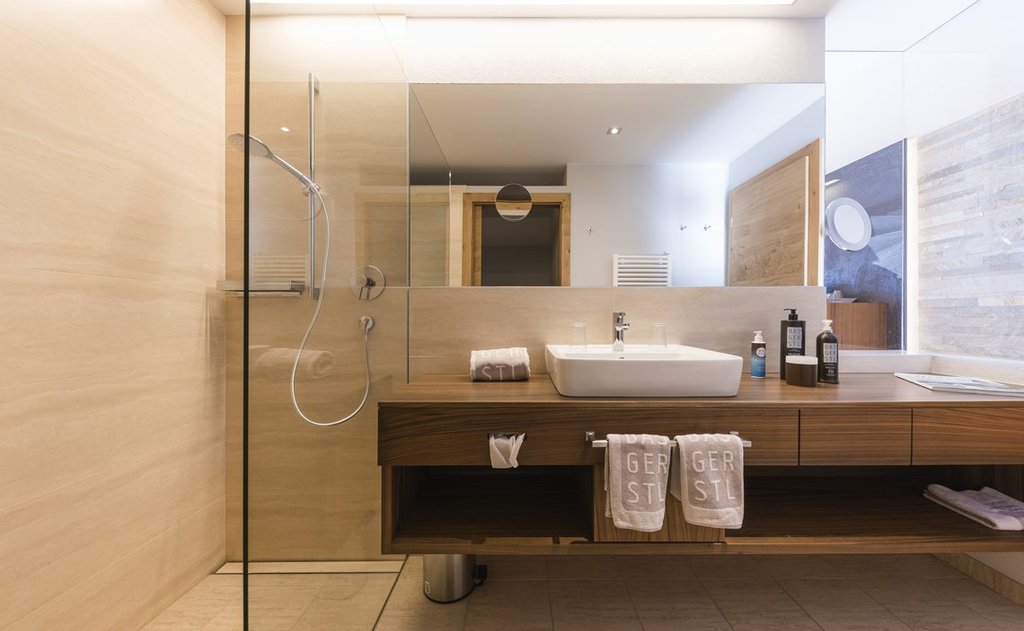 Suite with Spa Bath