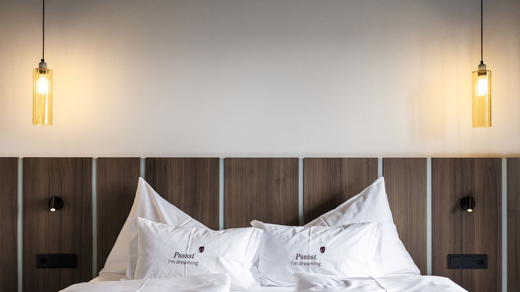 J-Suite Design