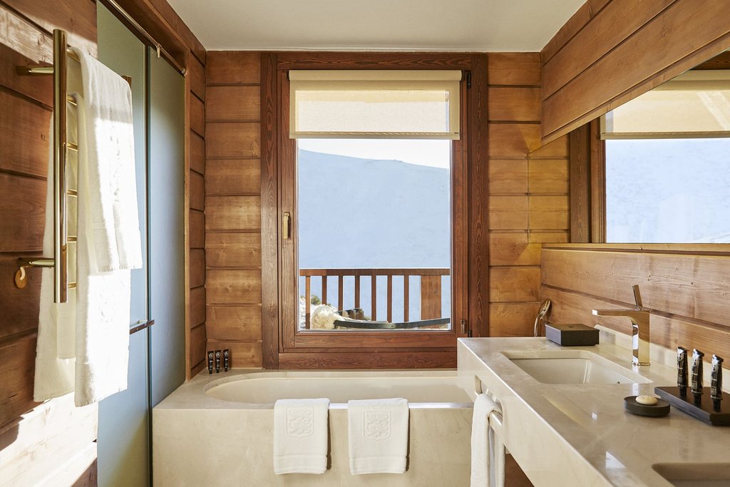 Lodge Deluxe Room Jacuzzi