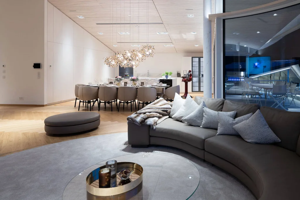Double Bedroom with Seating Area
