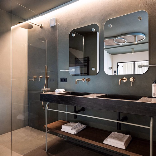Skyline Suite Deluxe