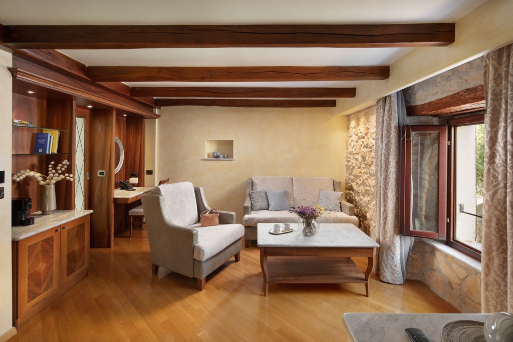 Vintage Suite